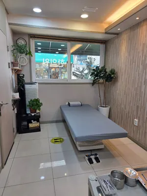 원광맥한의원 — 업체가 네이버 플레이스에 올린 사진 2