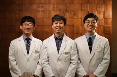 사람과한의원 — 업체가 네이버 플레이스에 올린 사진 3