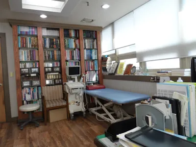 맥한의원 — 업체가 네이버 플레이스에 올린 사진 2
