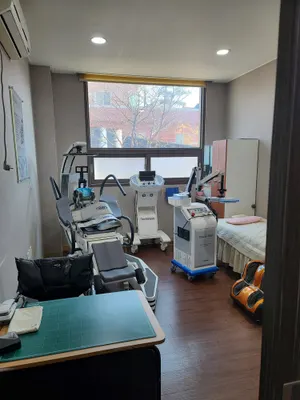 순풍한의원 — 업체가 네이버 플레이스에 올린 사진 3