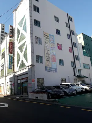 초당한의원 — 업체가 네이버 플레이스에 올린 사진 3