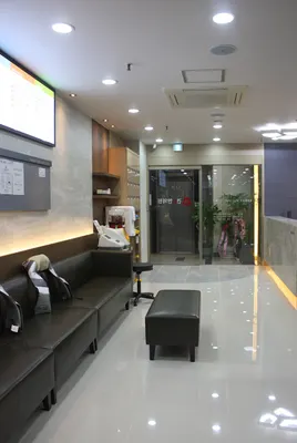 건한의원 — 업체가 네이버 플레이스에 올린 사진 2