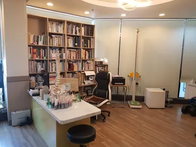 자연한의원 — 업체가 네이버 플레이스에 올린 사진 2
