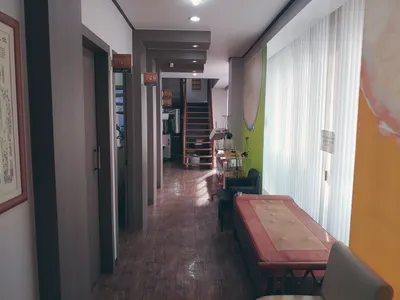 신한의원 — 업체가 네이버 플레이스에 올린 사진 3